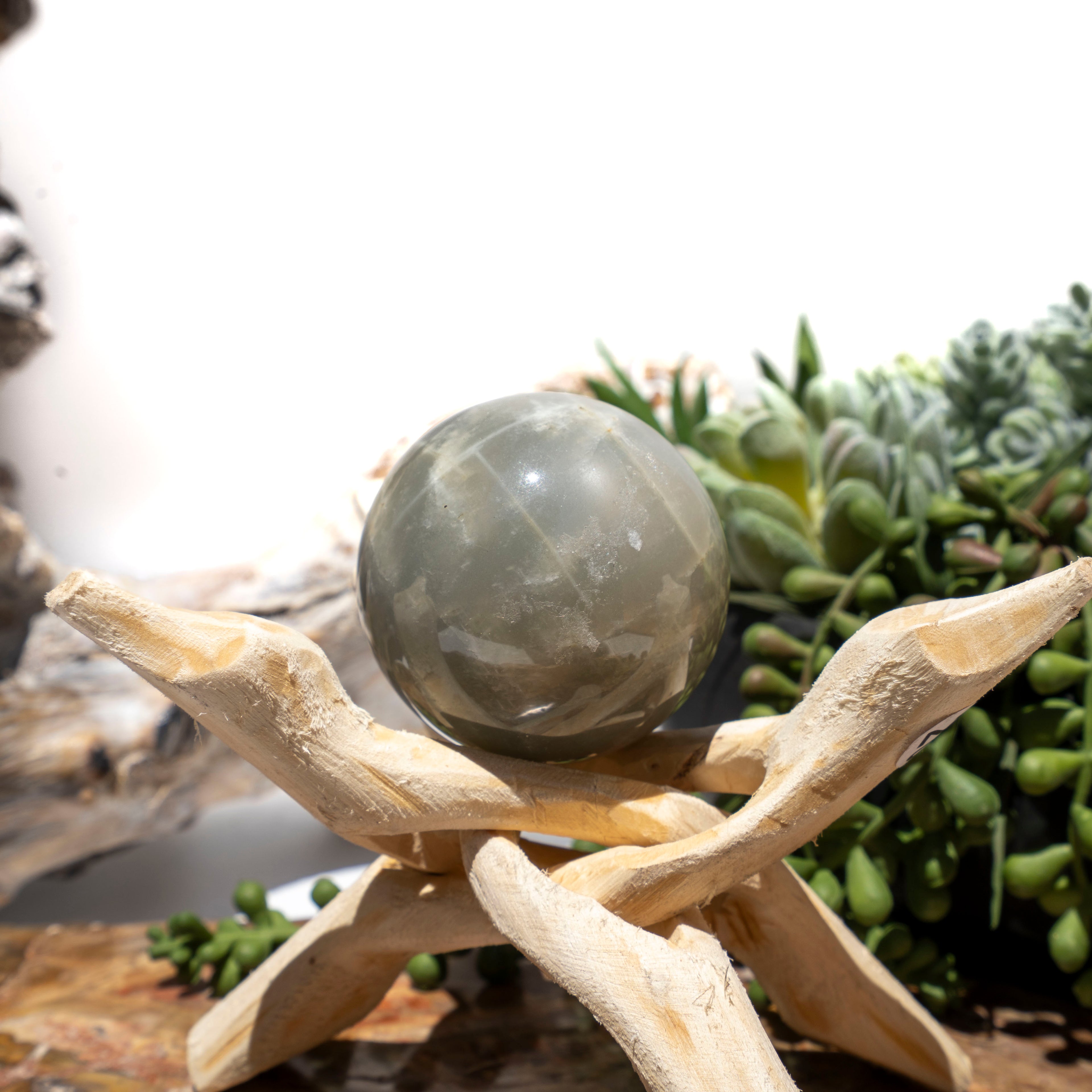 Green moonstone
